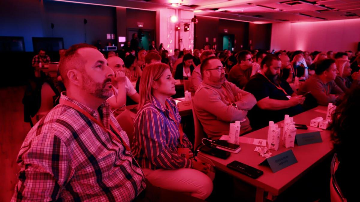 Imágenes de la primera jornada del 4º Congreso de CCOO del Hábitat